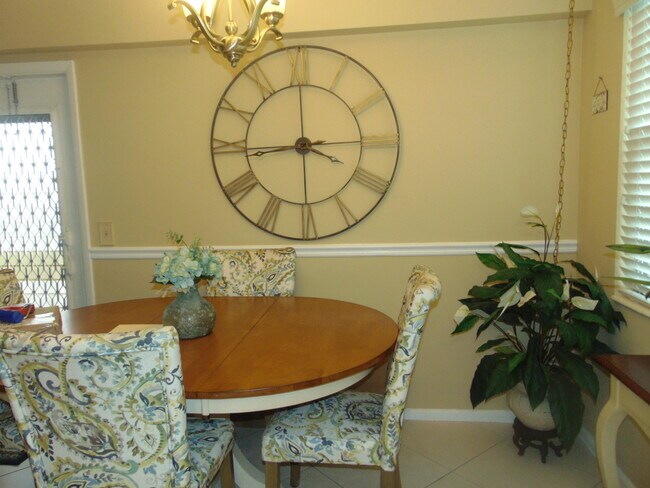 Foto del edificio - 323 Mansfield G