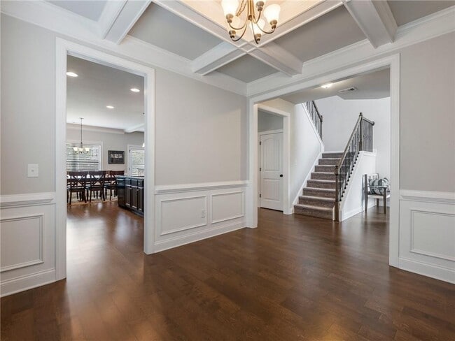 Building Photo - 719 Crimson King Ct