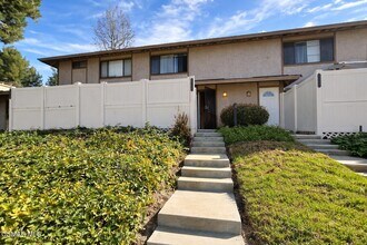 Building Photo - 28825 Conejo View Dr