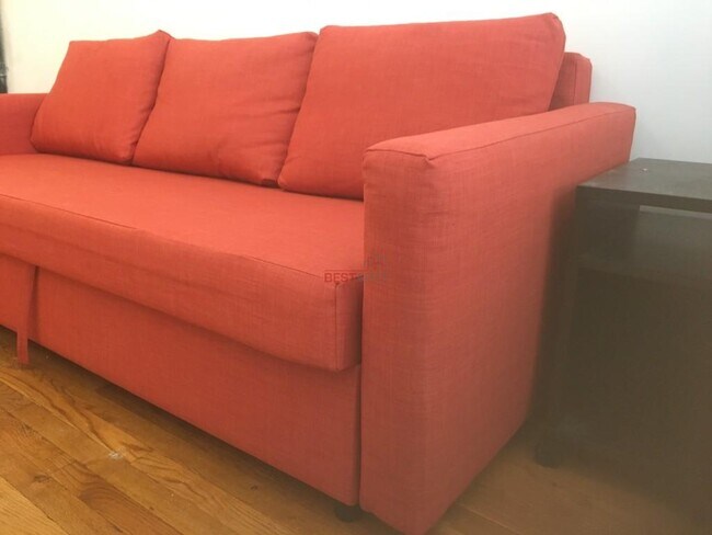 Foto del edificio - 317 W 22nd St