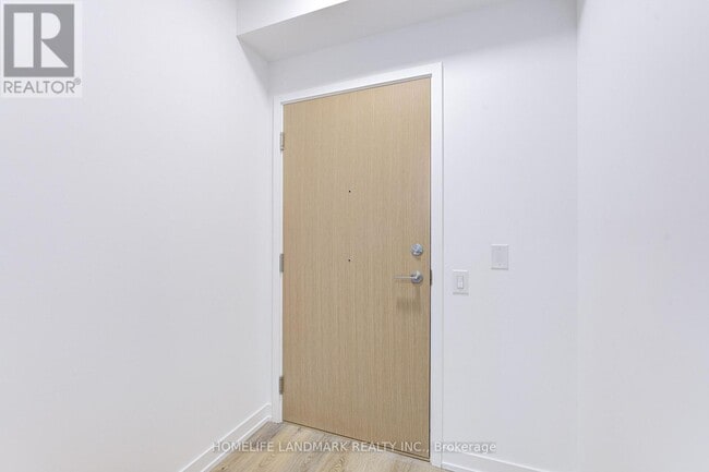 Building Photo - 395 Square One Dr