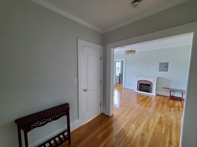 Foto del edificio - 22 Concord Ave