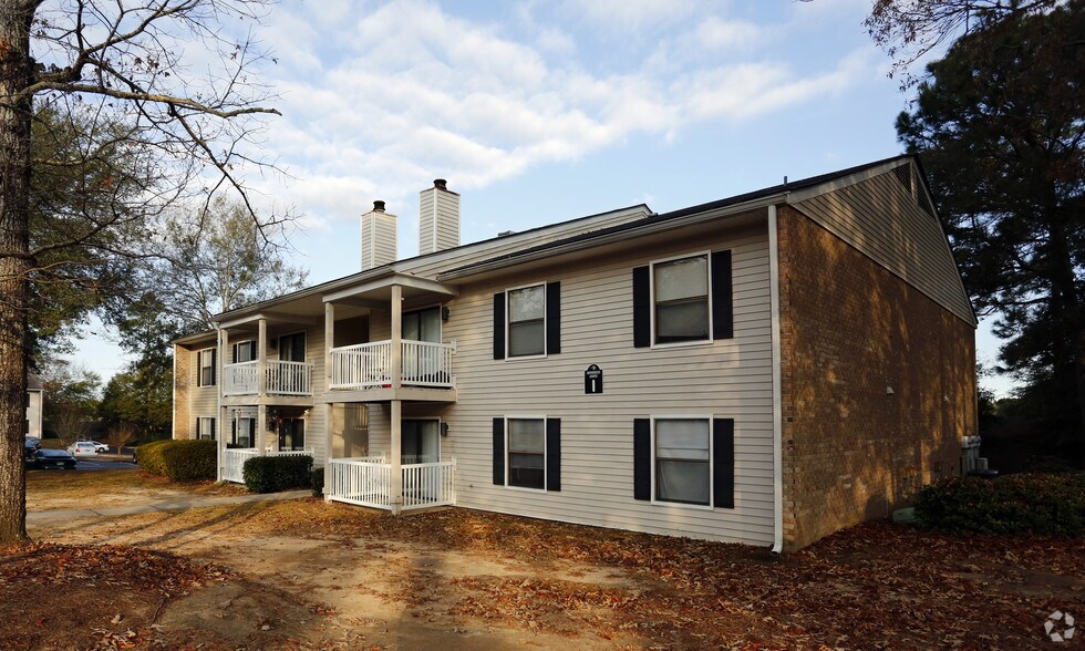 Inverness Lakes Apartments Rentals Mobile, AL
