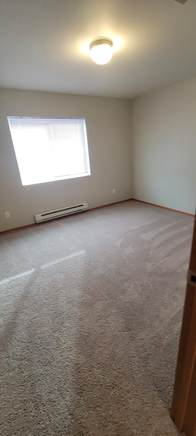 Silver Leaf Apartments Apartments in Smelterville, ID