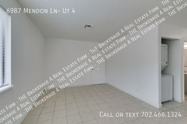 Foto del edificio - 6987 Mendon Ln