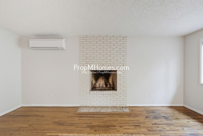 Building Photo - 5853 SW Oleson Rd