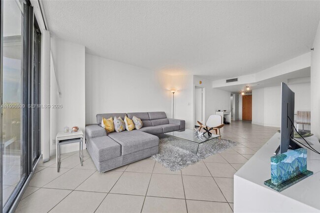 Foto del edificio - 3598 Yacht Club Dr