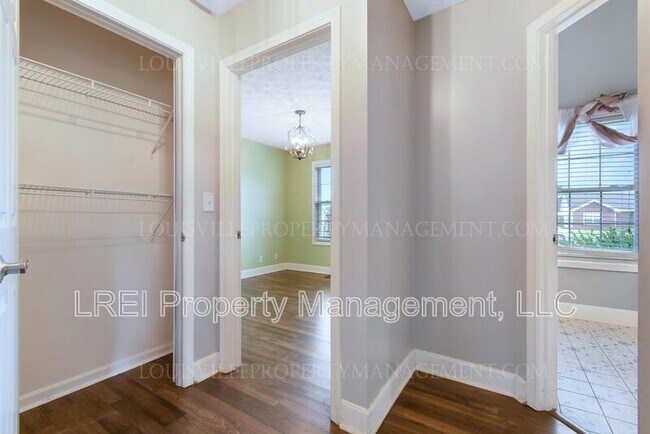Building Photo - 15022 Silver Plains Trace