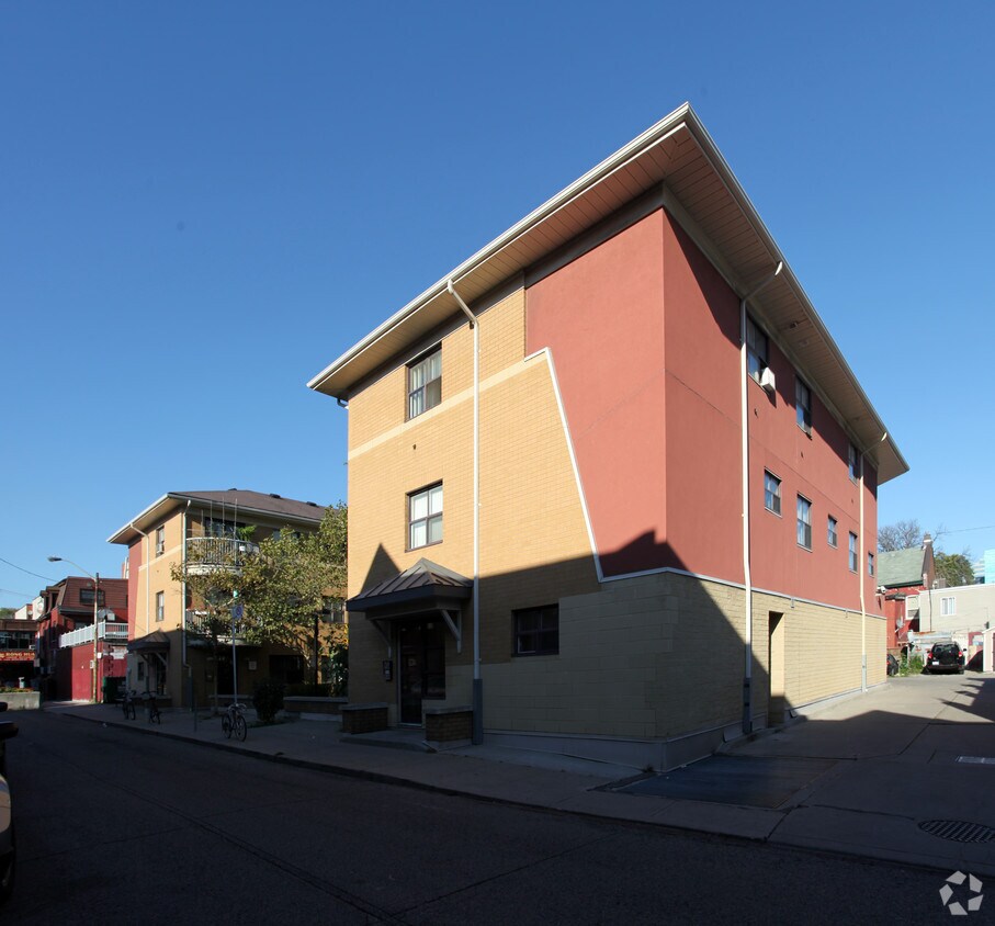 Photo principale - 15 Larch St