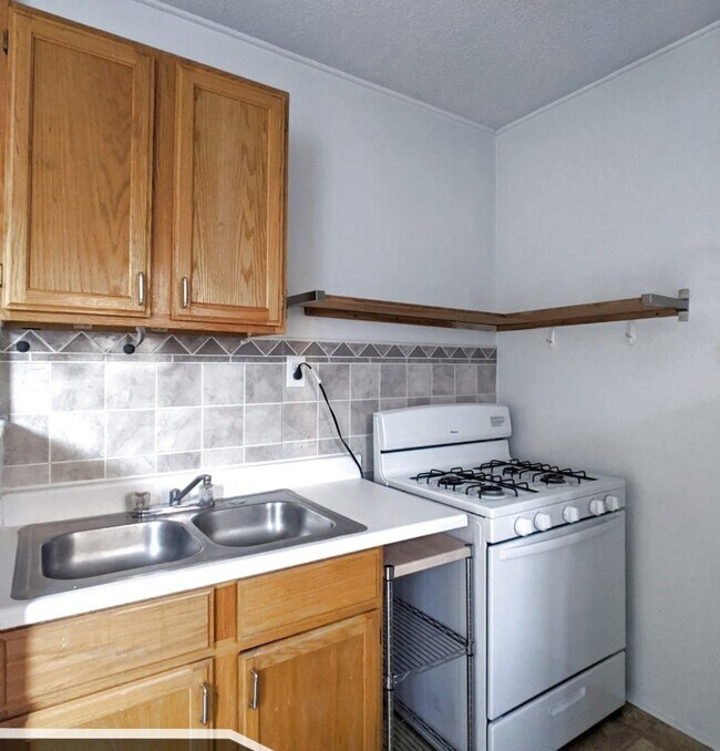 Foto del edificio - 2332 N Spaulding Ave
