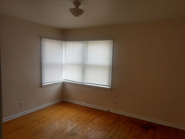 Building Photo - 4271 N. 49th Street - 3 Bedroom House
