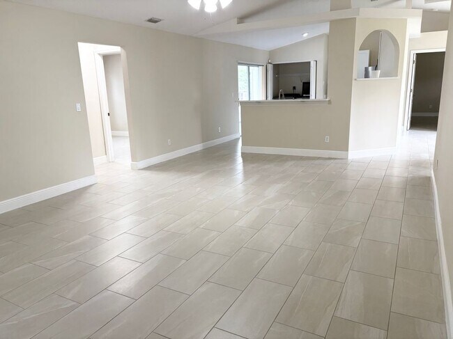 Foto del edificio - 1565 Emerson Dr SE