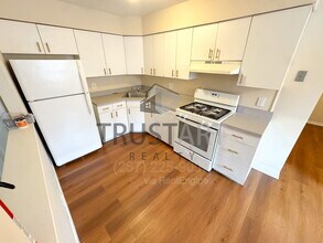 Building Photo - 9192 Ellie Dr
