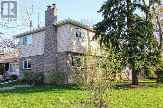 Building Photo - 3559 Burningelm Crescent