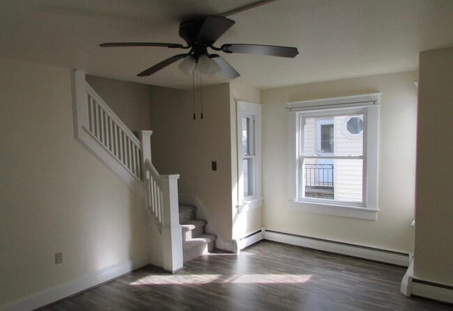 Foto del edificio - 510 S State St