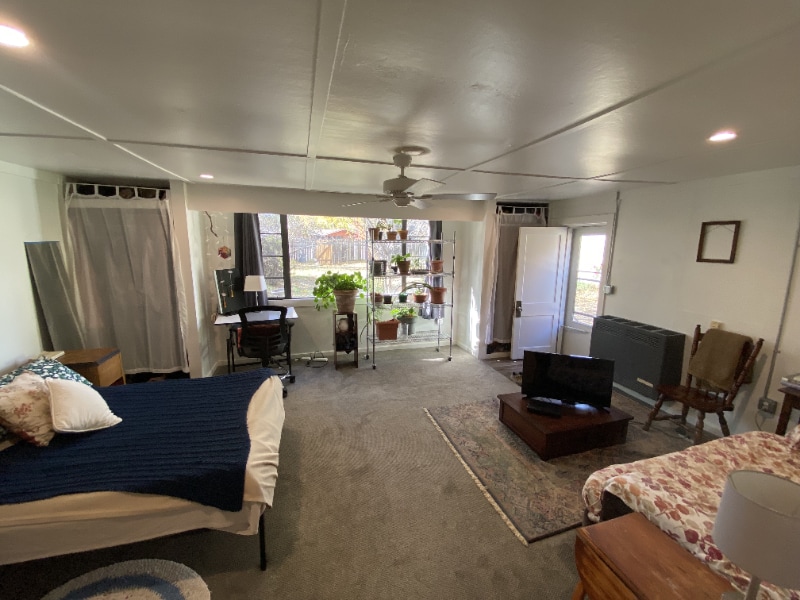 Foto principal - 521 S Bryan Ave