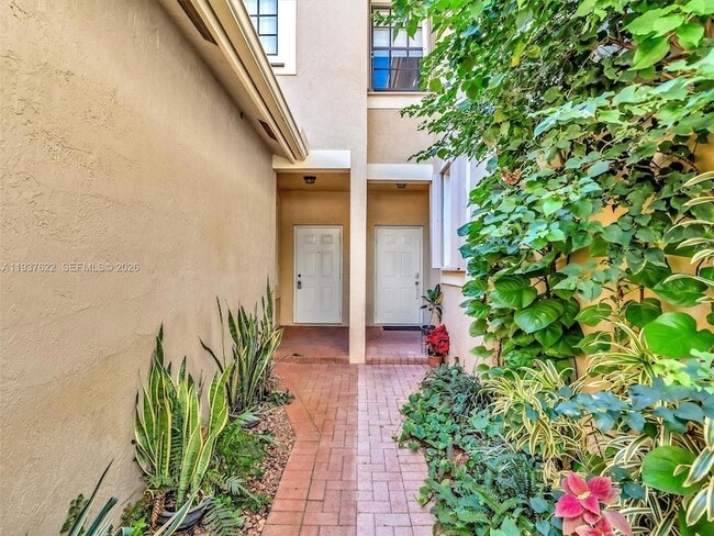 Photo - 3878 Tree Top Dr Townhome