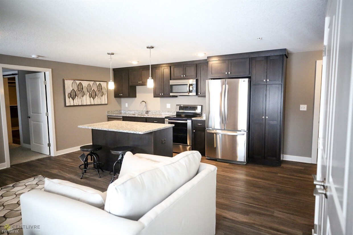 Foto principal - 2907 Westbrook Dr