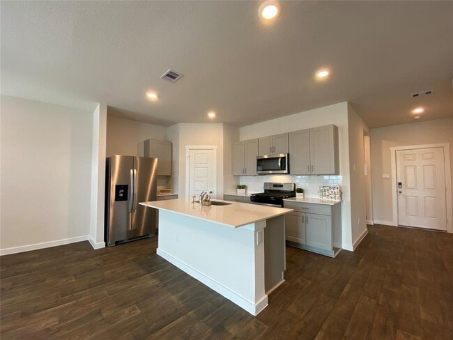 Building Photo - 310 Merriman Rd