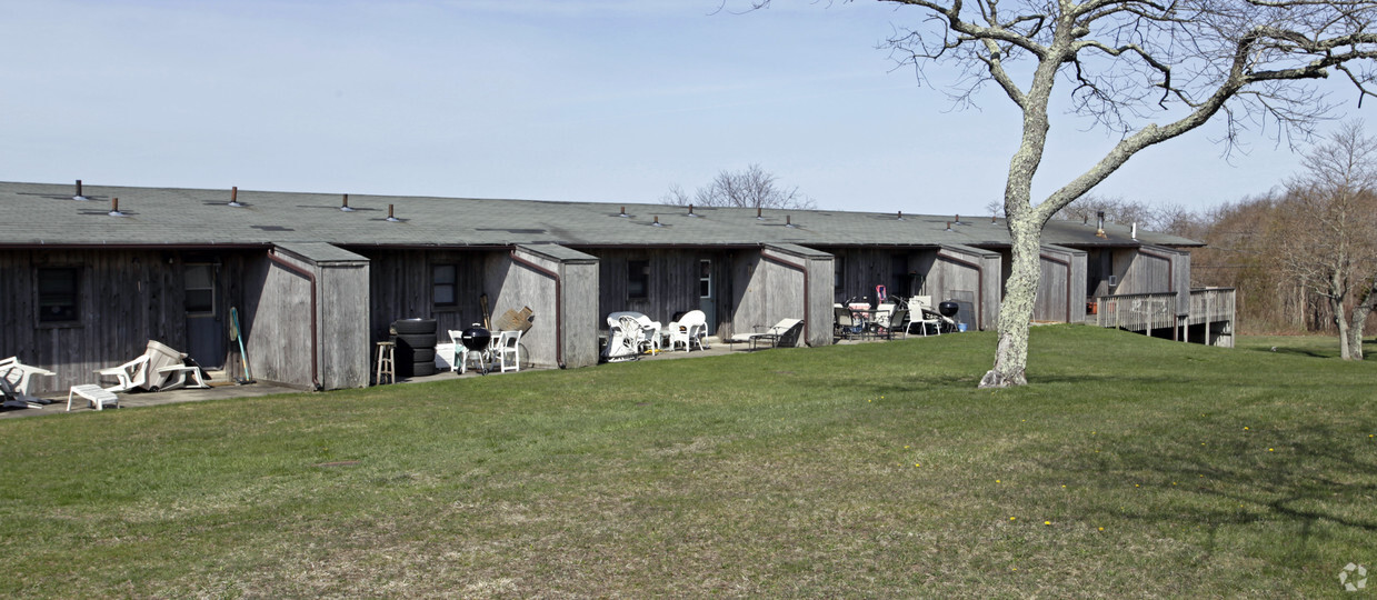 Building Photo - Quail Ridge