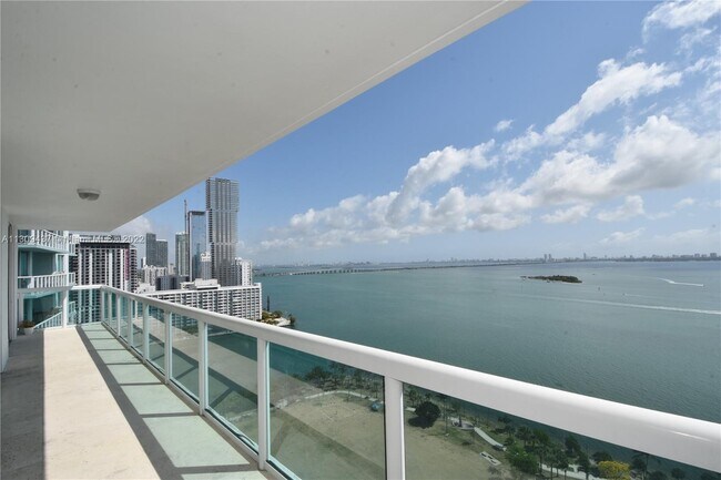 Foto del edificio - 1800 N Bayshore Dr