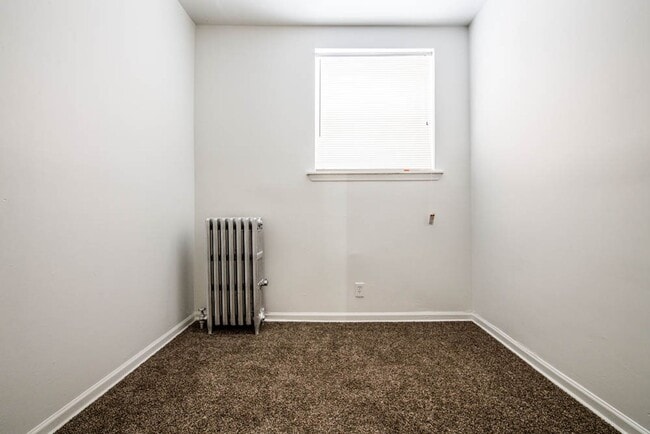 Building Photo - 418 S Laramie