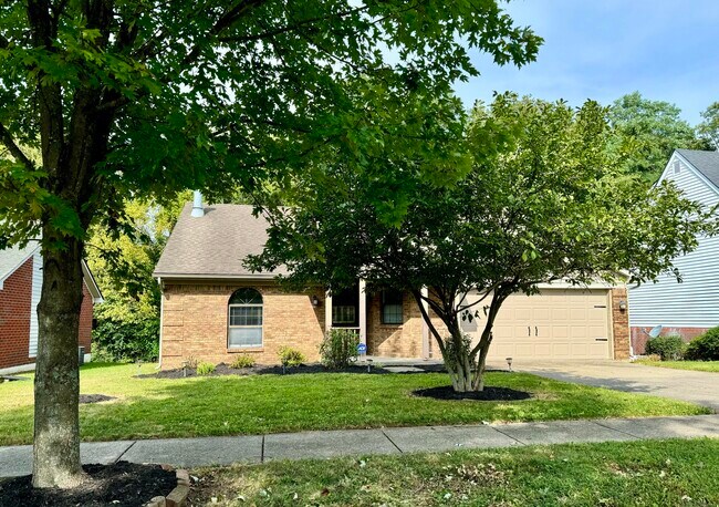 Building Photo - 841 Ridgebrook Rd