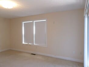 Building Photo - 1035 Red Leaf Ct NW