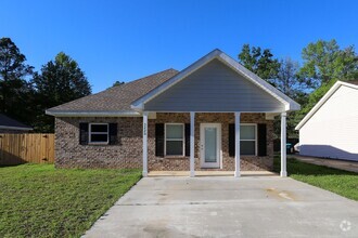 Building Photo - 3220 Tuna Rd
