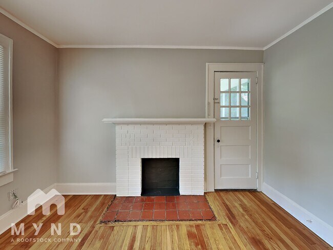Foto del edificio - 785 Palatine Ave SE