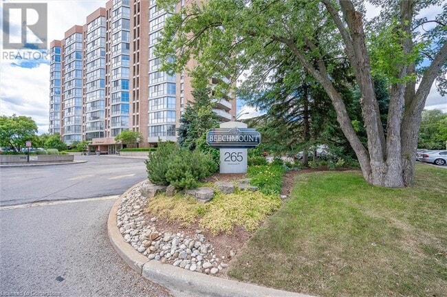 Building Photo - 265 Westcourt Pl