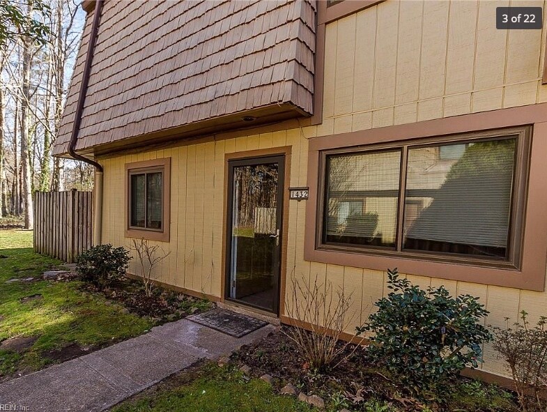Primary Photo - 1432 Granada Ct