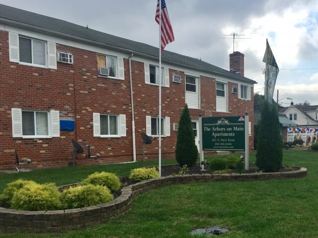 Primary Photo - The Arbors on Main Apartments