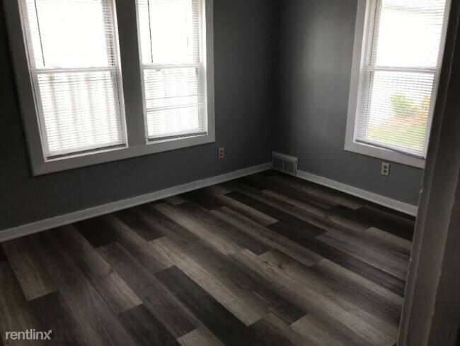Foto del edificio - 3 br, 2 bath House - 6430 State Street