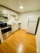 Building Photo - 1415 N Pearl St