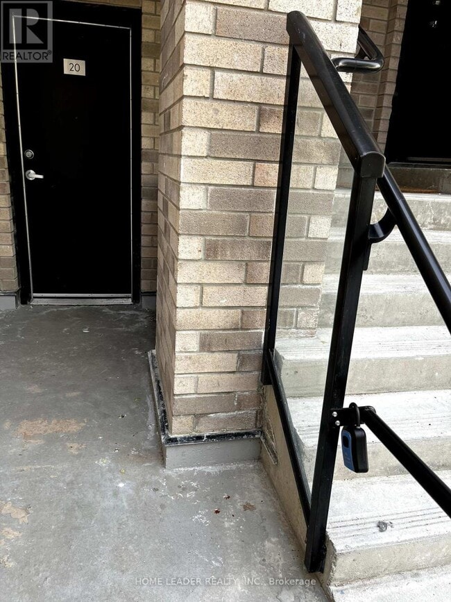 Building Photo - 20-861 SHEPPARD Ave