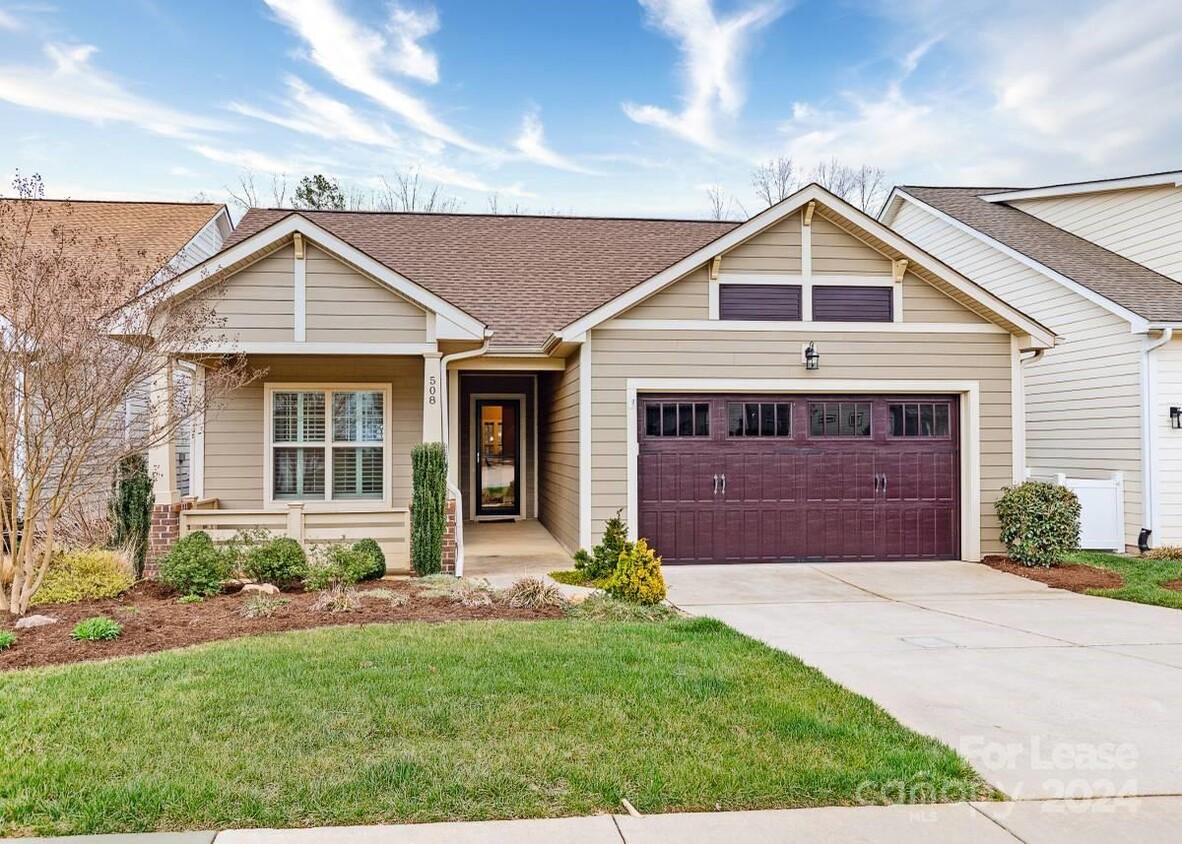 Foto principal - 508 Granite Lake Ct