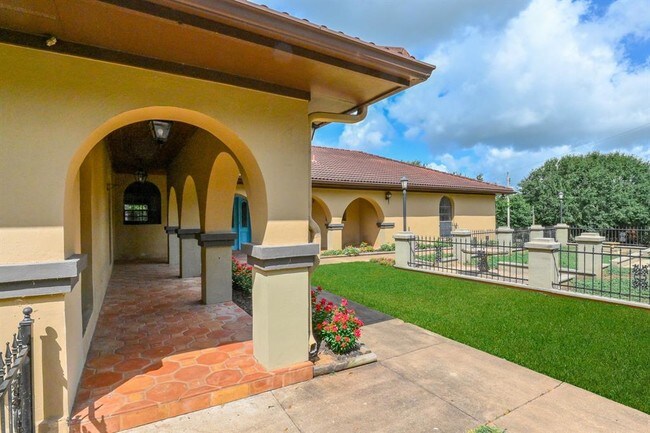Foto del edificio - 4204 Wade Ln