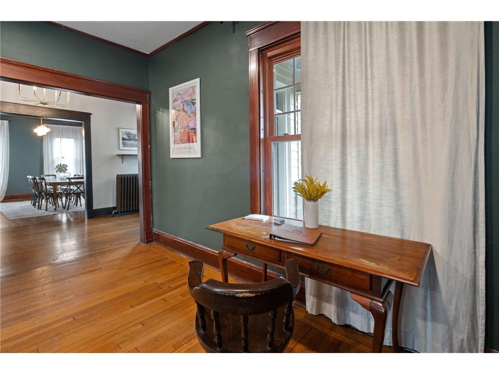 Foto principal - 2411 Blaisdell Ave