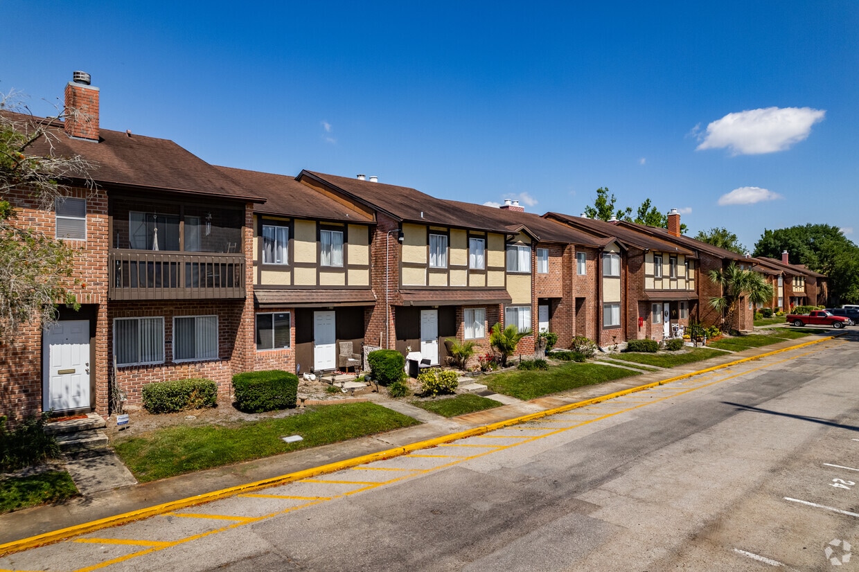 5104-5163 Picadilly Circus Ct Orlando, FL 32839-2104 - Huntington on the Green