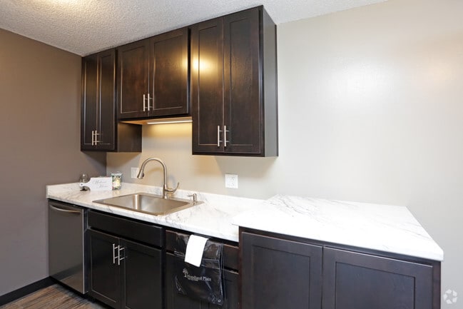 Kitchen - Woodland Place Apartments, LLC