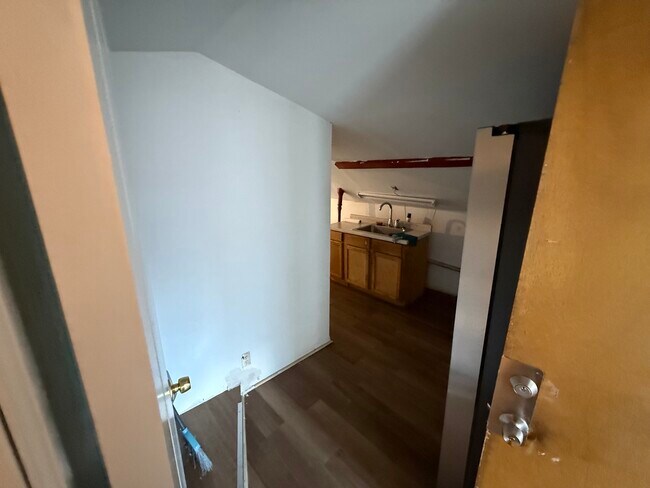 Foto del edificio - 1228 N Cleaver St