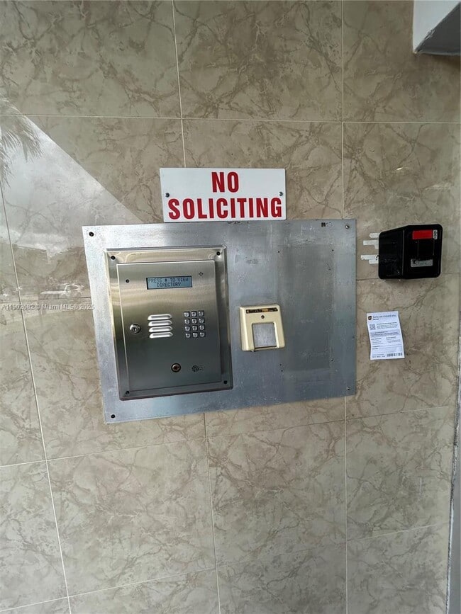 Foto del edificio - 1250 NE 125th St