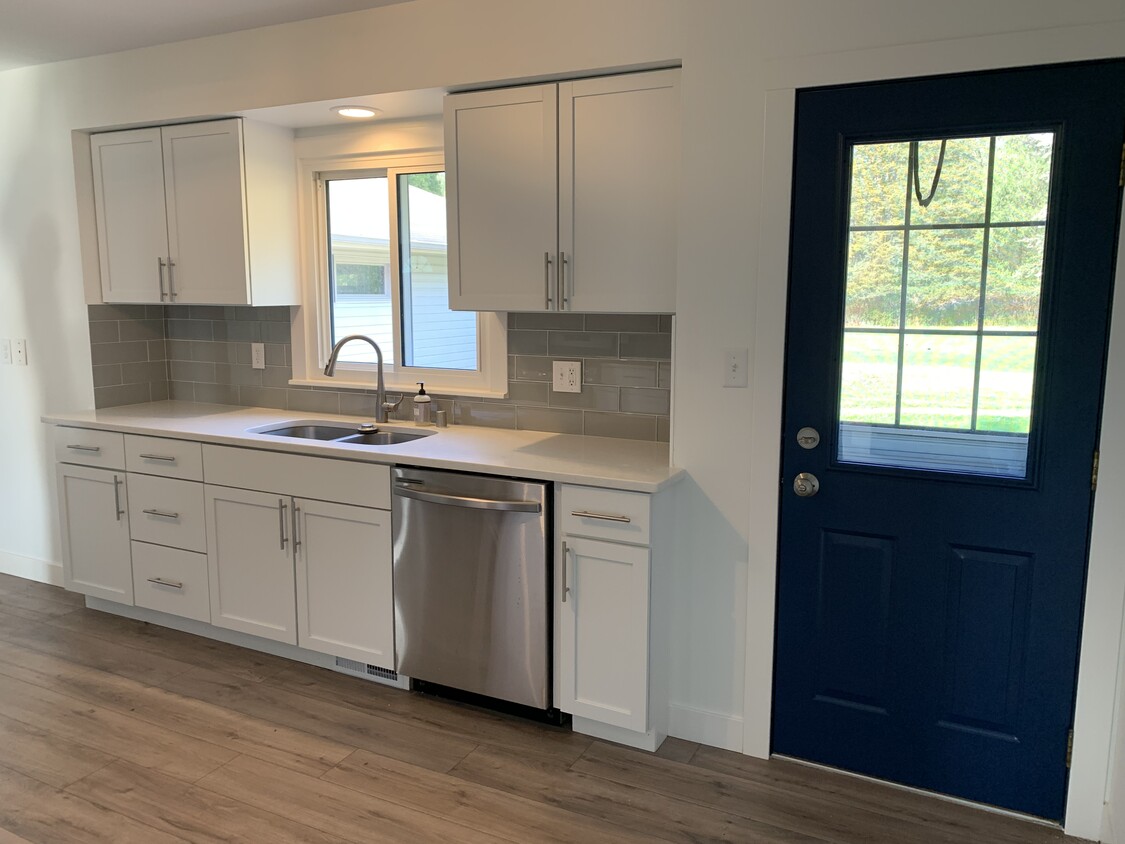 New kitchen - 1234 N Jenkins Dr
