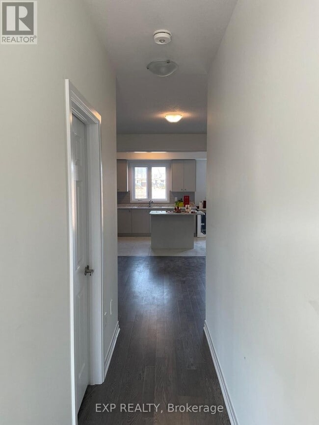 Building Photo - 148 Port Cres