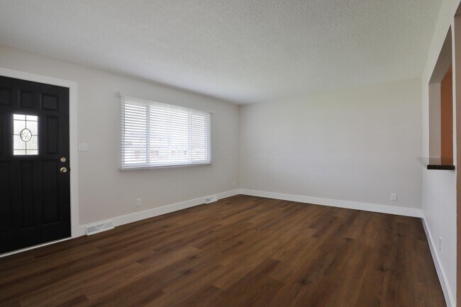 Building Photo - 607 Havelock Ct