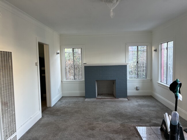 Living room with fireplace - 1509 39th Ave