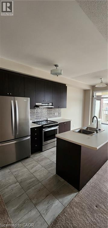 Photo du bâtiment - 113 Hartley Ave.