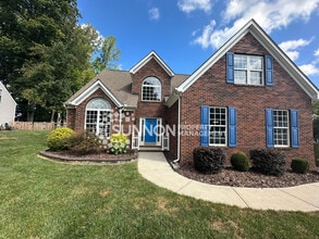 Building Photo - 9911 Glencrest Dr