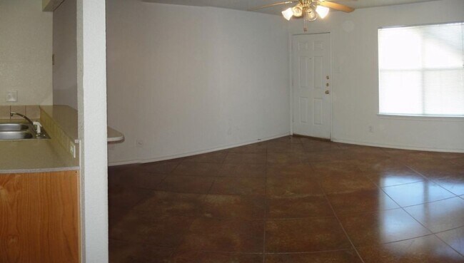 Building Photo - 411 E Central Texas Expy